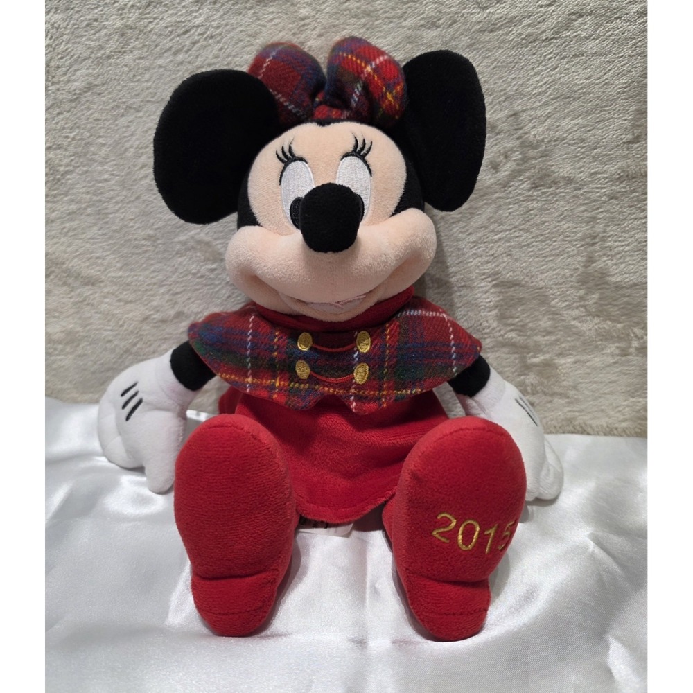 Disney Collection Holiday Minnie Mouse Plaid Cape and Bow 2015 Collectible Plush